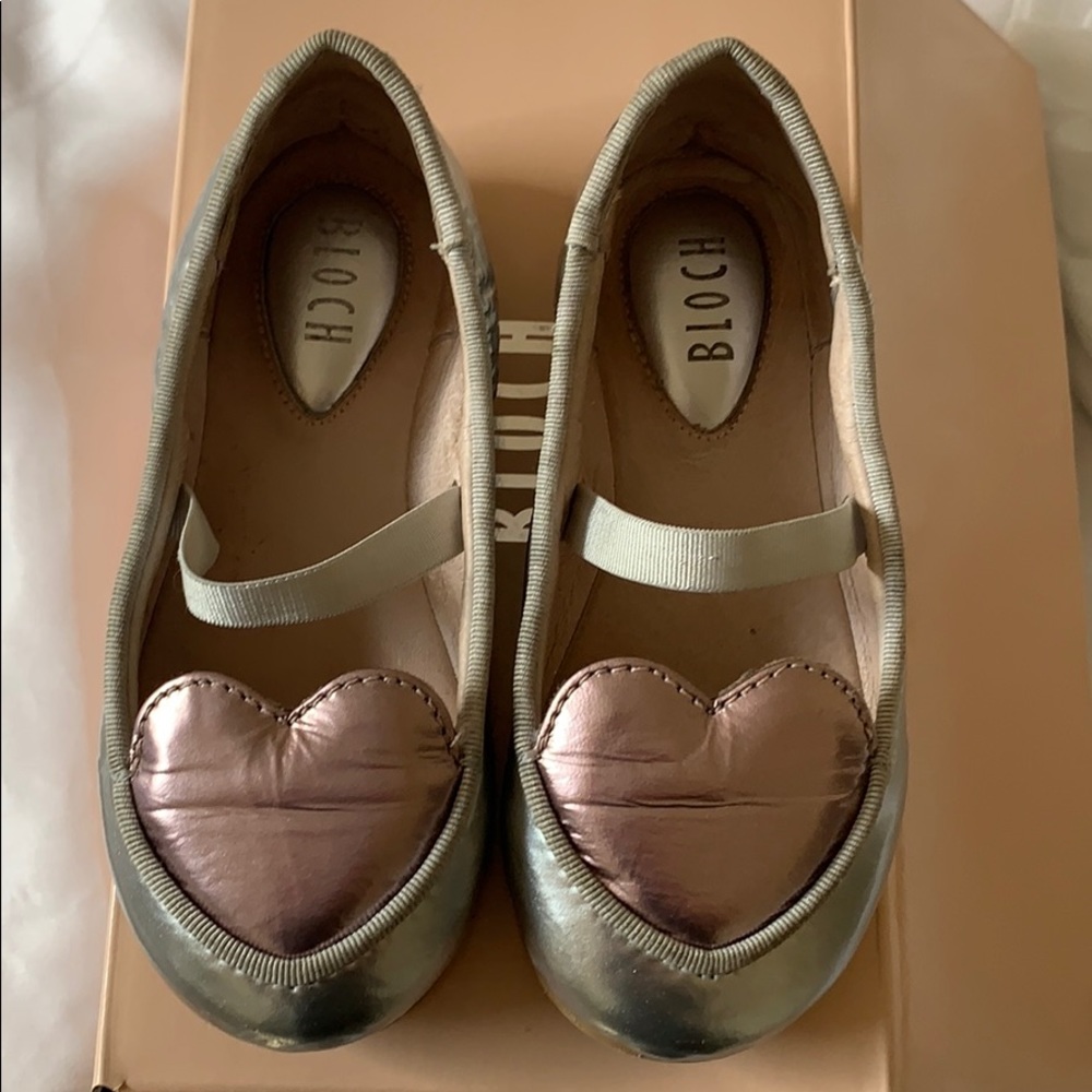Bloch heart girl shoes